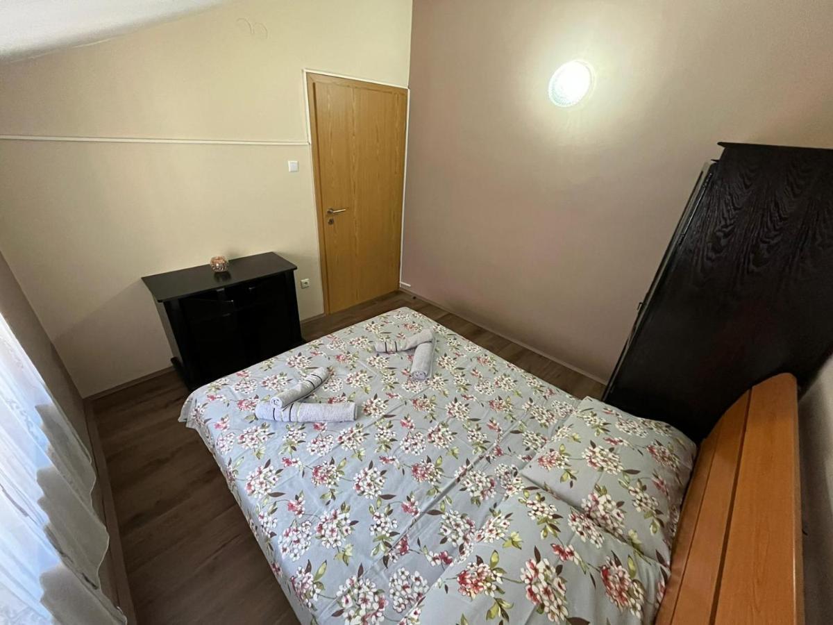 Old Town Apartment Медулин Экстерьер фото